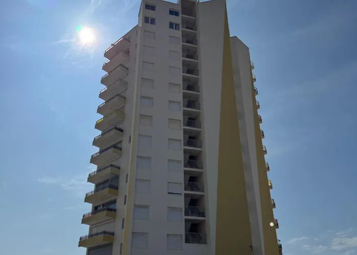 La Tour Alba Apartment